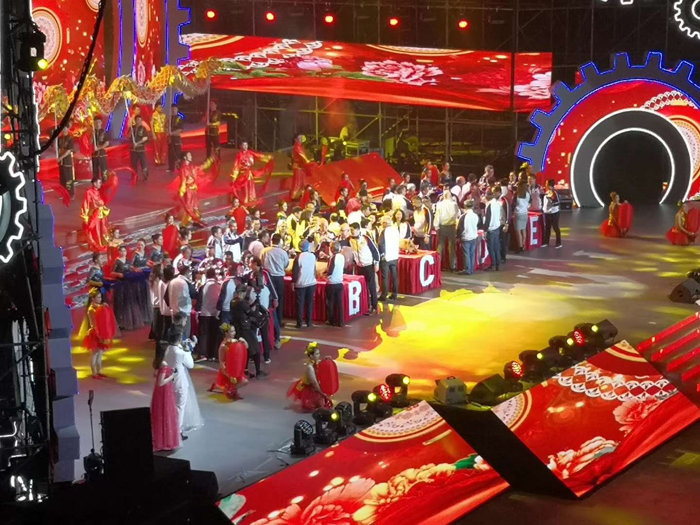 “廣匯英才，智創(chuàng)未來”2019JABIL捷普電子廣州烤豬盛典